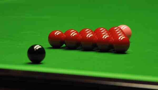 The game of snooker