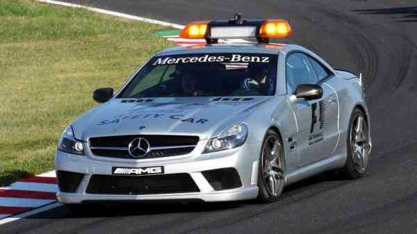 F1 safety car