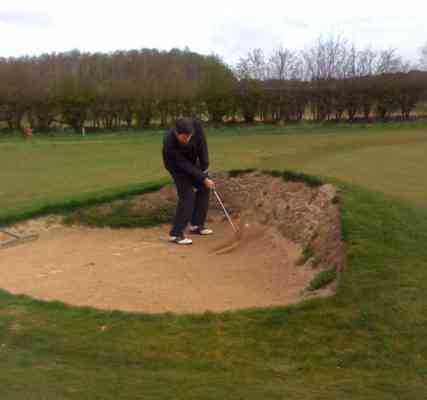 Golf bunker