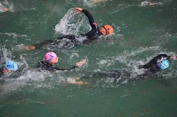 Triathlon swimming